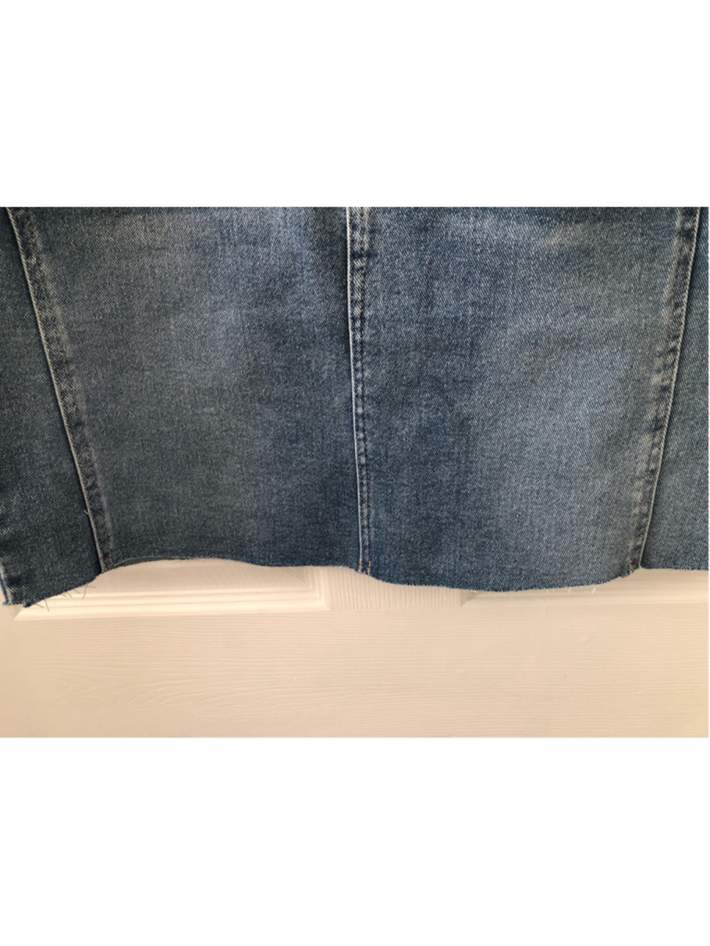 Size 6 Time and Tru Mini Denim Skirt Frayed Hem NWT Festival Concert Summer Y2K - Picture 8 of 8